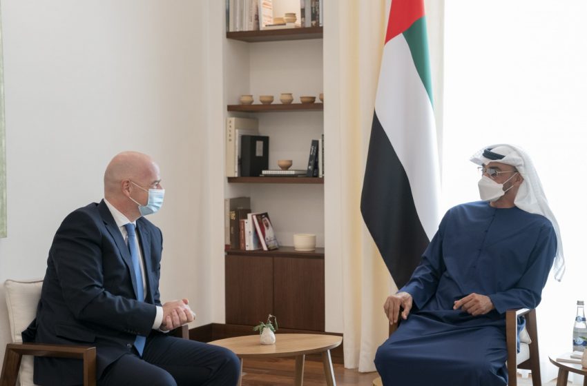  Mohamed bin Zayed receives ‘FIFA’ President